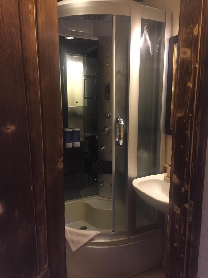 Roksolana Hotell Izki Eksteriør bilde